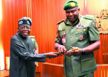 Army Chief Praises President Bola Ahmed Tinubu for directing that all pending Group Life Assurance payment owed to the families of Nigeria’s fallen heroes be paid without delay.